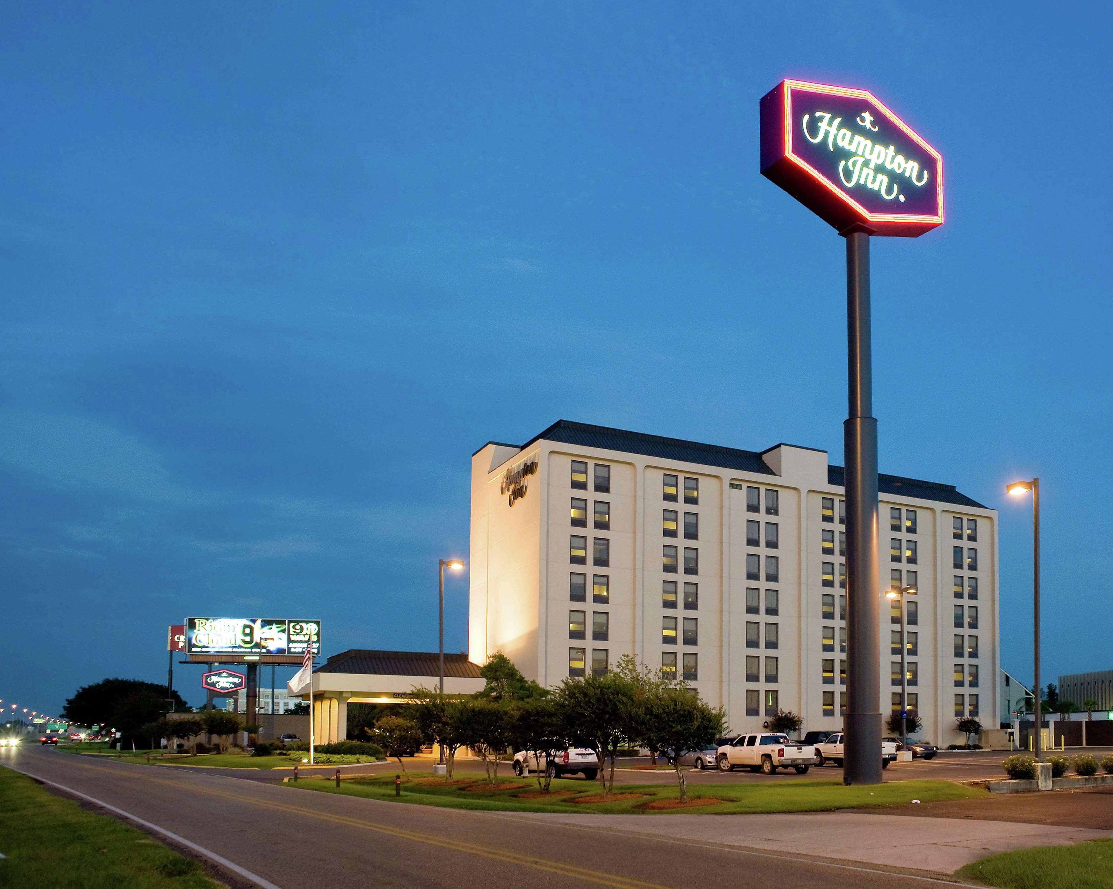 Hampton Inn I-10 & College Drive Baton Rouge Exterior photo