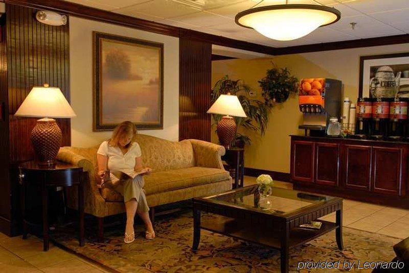 Hampton Inn I-10 & College Drive Baton Rouge Interior photo