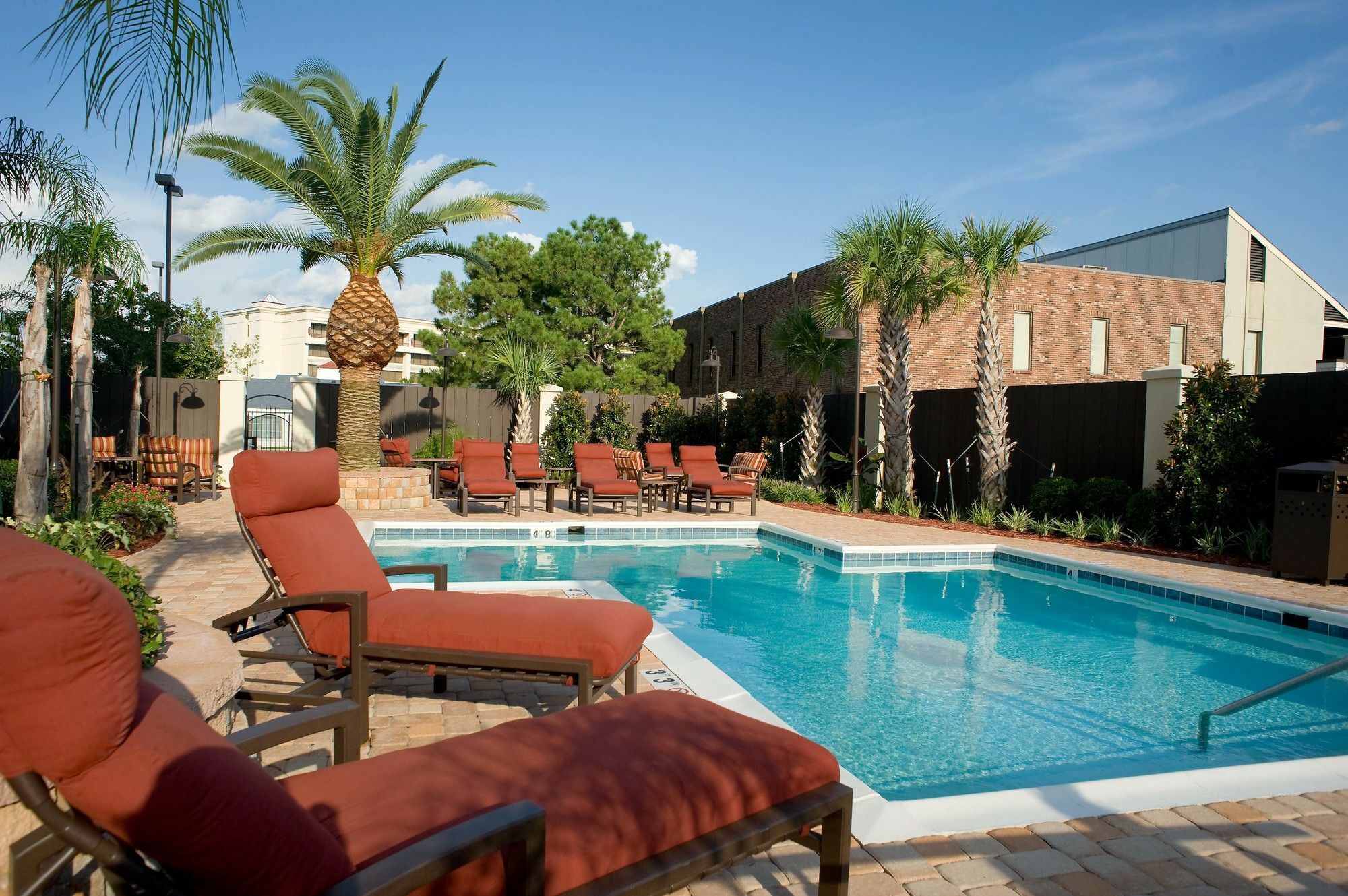 Hampton Inn I-10 & College Drive Baton Rouge Exterior photo