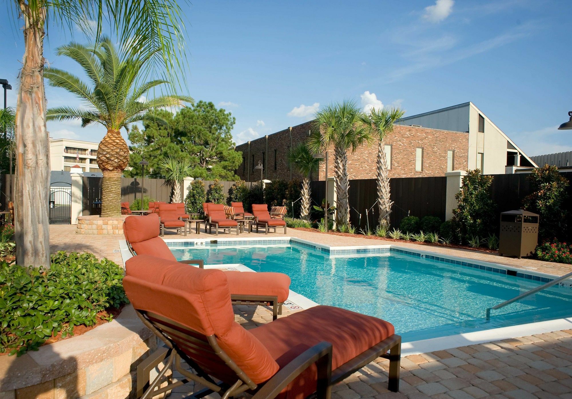 Hampton Inn I-10 & College Drive Baton Rouge Exterior photo